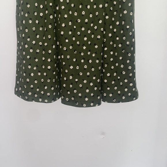 So cute! Adorable fall dress!-small ribbed-perfect for layering-very 2000’s - Picture 6 of 7